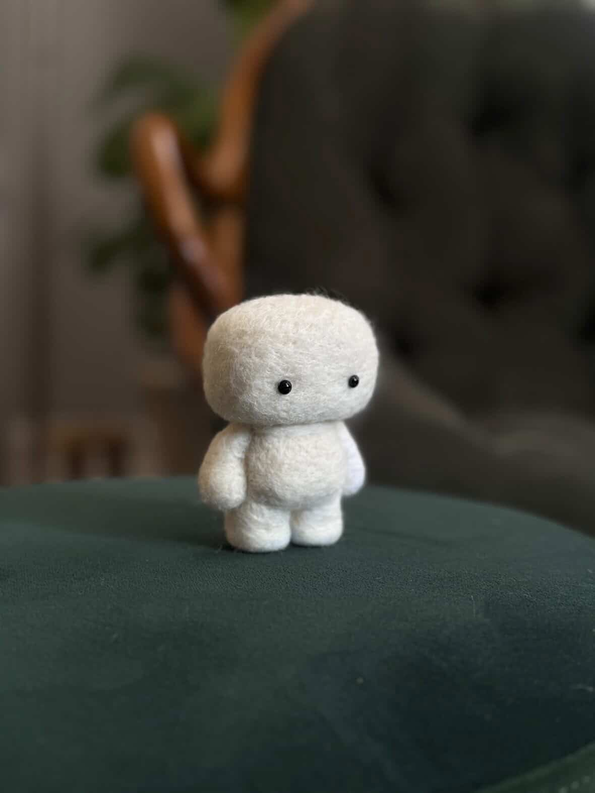 Muñeco de fieltro · minimalismo